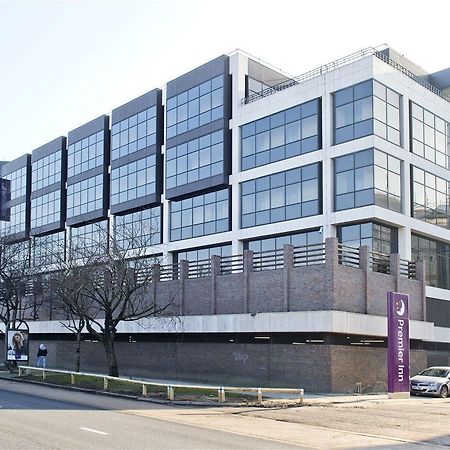 Premier Inn London Chiswick Esterno foto